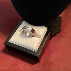 Simple Two Tone Band